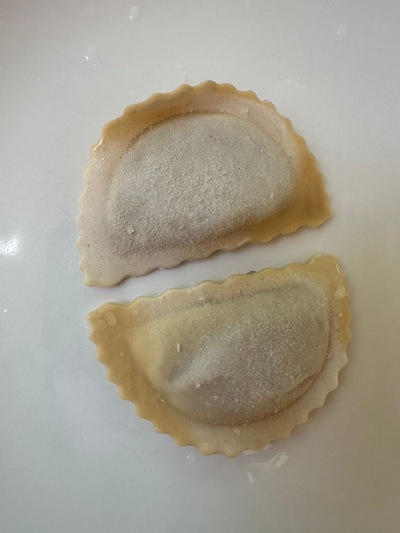 Media luna ricotta nuez